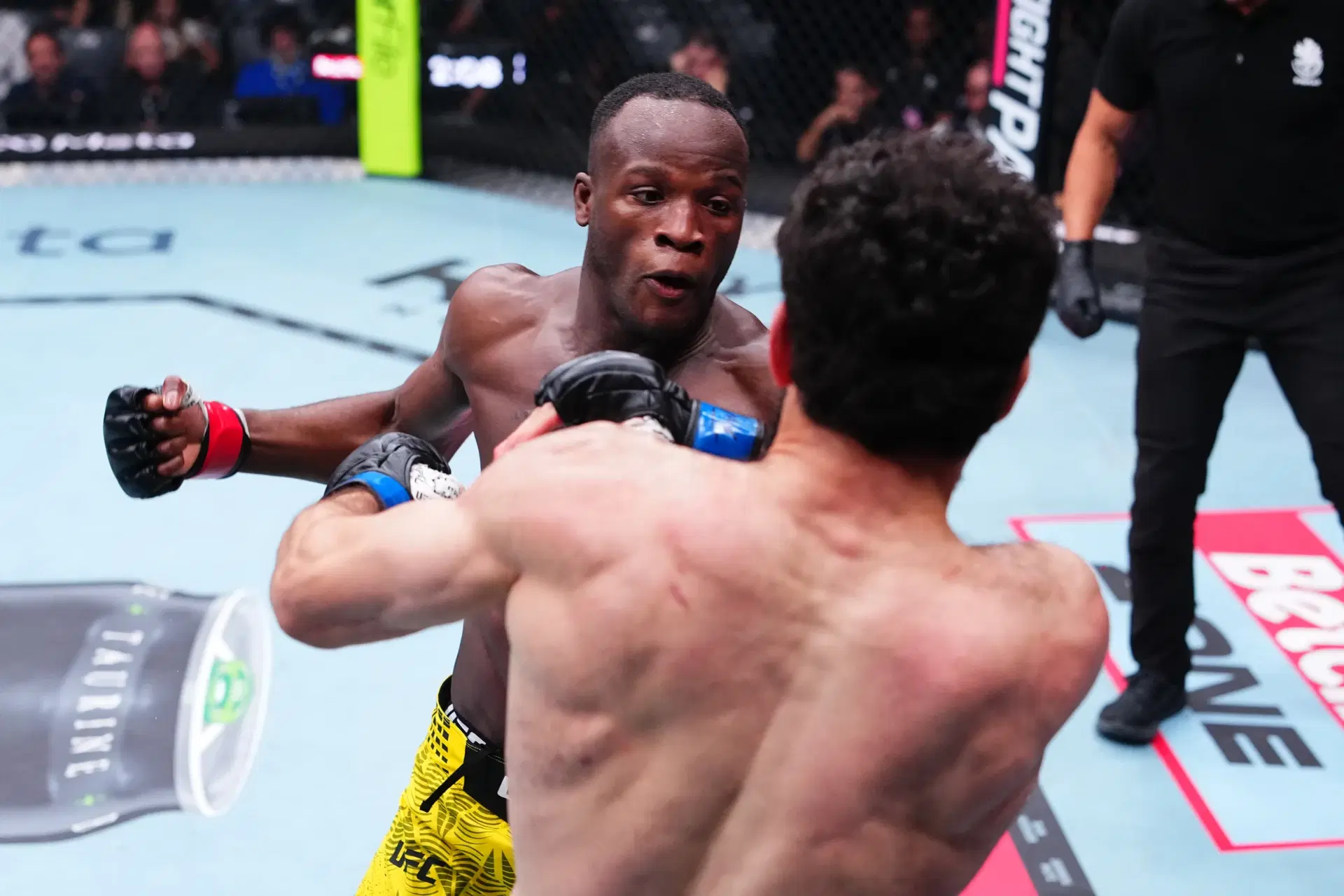 ルシーニ・ケイタがナイモフを1R KO 右一発で沈めUFC初勝利
【UFCファイトナイト・パリ】
